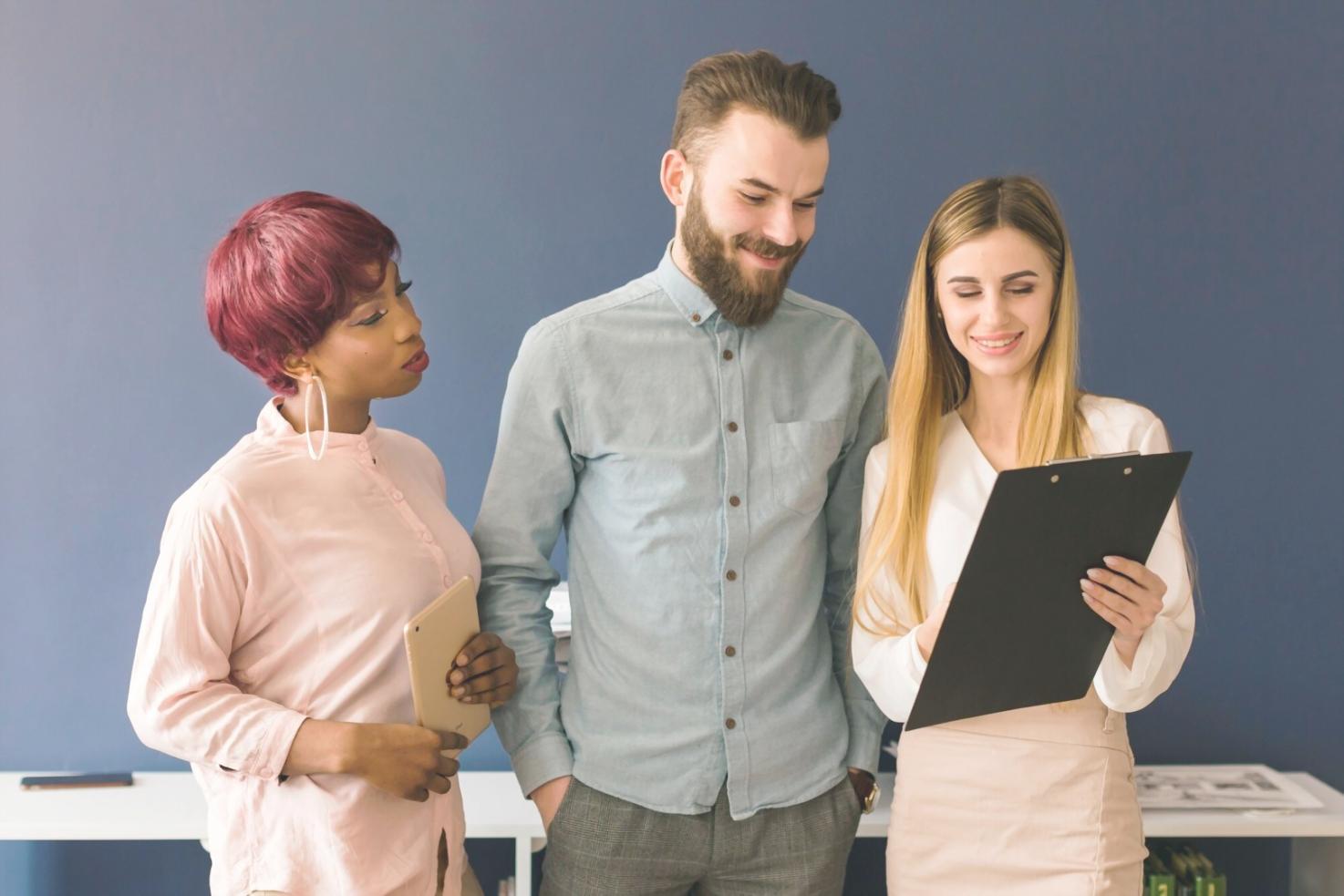 Analyse approfondie des données financières avec graphiques et tableaux détaillés